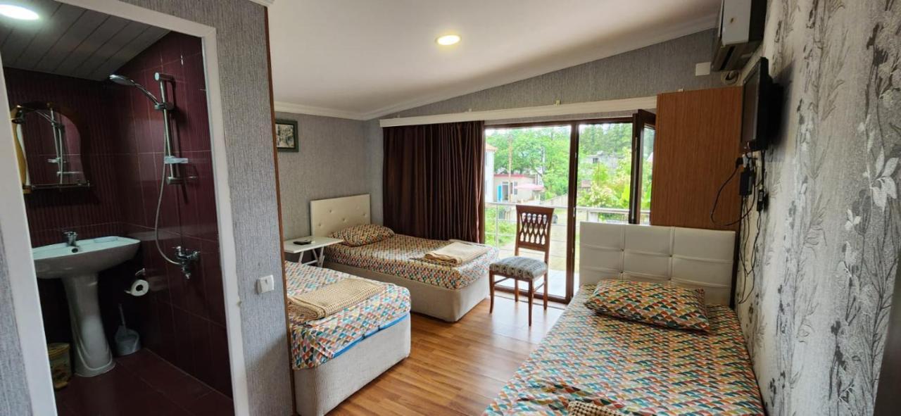 Rio Hotel Ureki Esterno foto